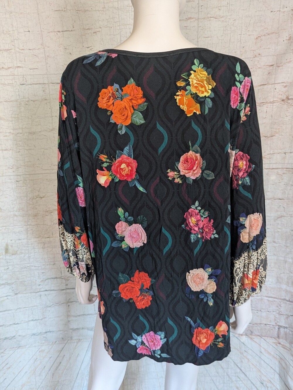 Johnny Was Black Floral Scoop-Neck Tunic with Pink & Orange Roses - Picture 4 of 6